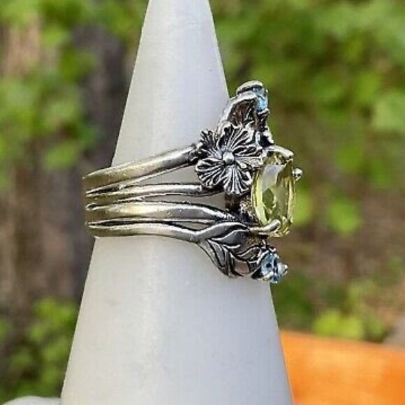 Or Paz Silver Floral Ring with Yellow and Blue Stones - Picture 8 of 8